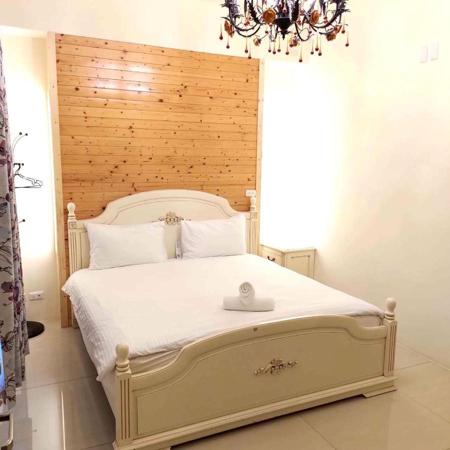 花蓮前站-艾莉小屋電梯民宿 Hualien Kültér fotó